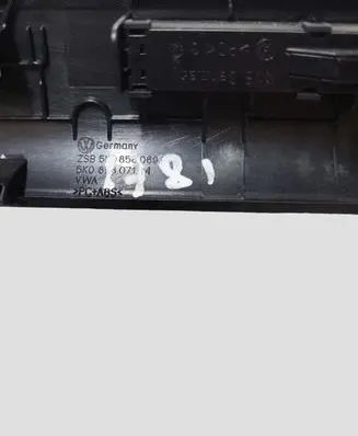 Volkswagen Golf VI Climate control/heater control trim 5K0858069