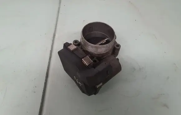 BMW X5 E70 Throttle valve 7555944 13547555944