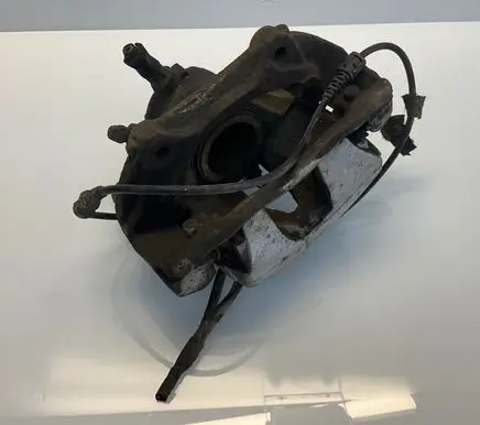 Mercedes-Benz E W211 Front brake caliper