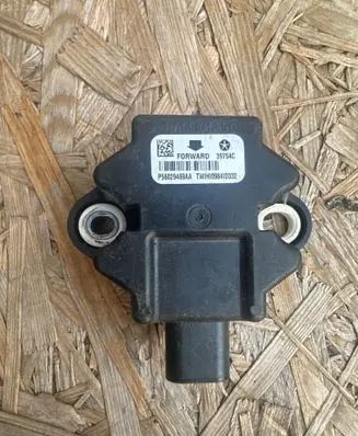 Dodge Durango ESP acceleration yaw rate sensor P56029469AA TWH10984LD332