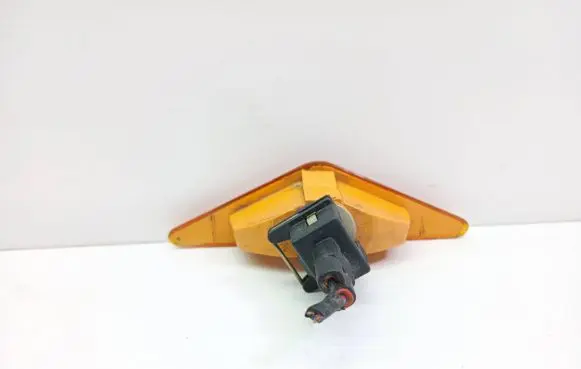 Ford Focus Front fender indicator light XS4H3K354A