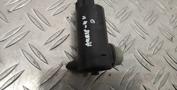 Toyota Auris 150 Windscreen/windshield washer pump 30891 100529B