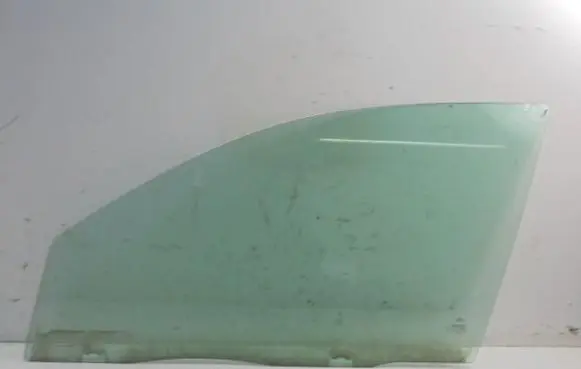 Ford Mondeo Mk III Front door window glass four-door 