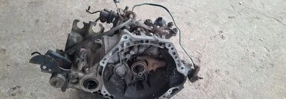 Toyota Yaris Manual 5 speed gearbox Y31220262