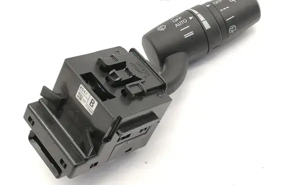 Mazda 3 II Wiper speed switch 17F899