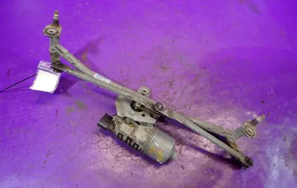 Seat Toledo II (1M) Front wiper linkage and motor 1J1955113B
