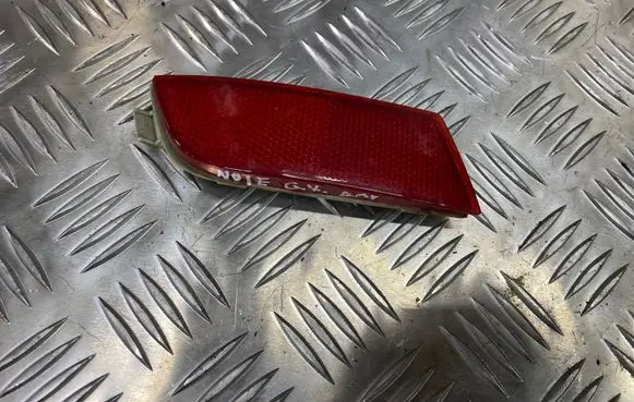 Nissan Note (E11) Rear tail light reflector 25024740