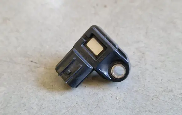 Fiat Fullback Air pressure sensor 1865A298