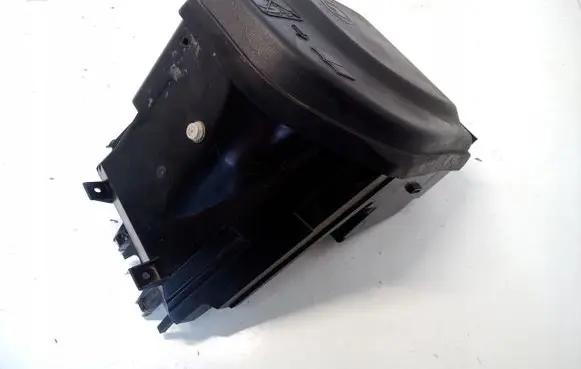 Peugeot 308 Fuse box cover 9653310880
