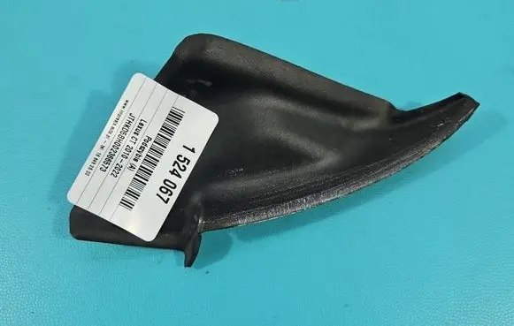 Lexus CT 200H Wiper trim 53824-76011 IMPRK1524067