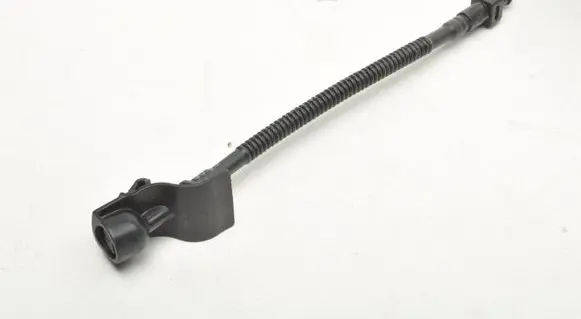 Ford Explorer Windshield washer spray nozzle R2KB17666AA