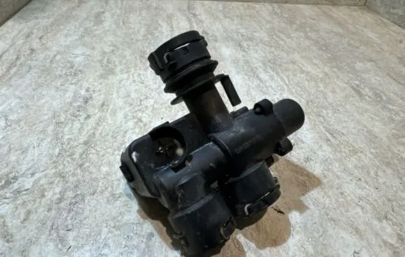 Mercedes-Benz CLS C219 Electric auxiliary coolant/water pump A2118320584