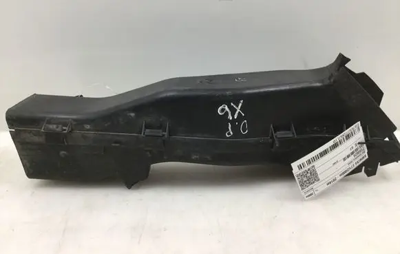 BMW X6 E71 Air intake duct part 7180624