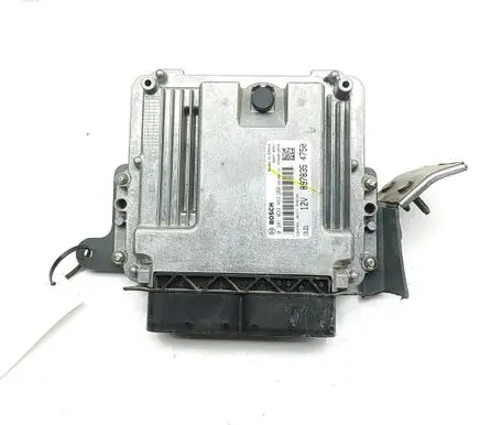 Isuzu D-Max Engine control unit/module 8978354750 0281039463
