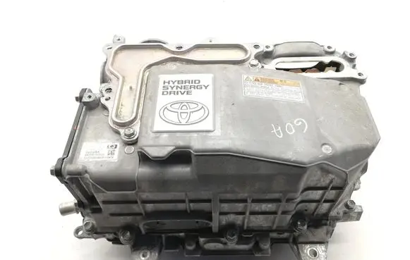 Toyota Yaris Voltage converter inverter G920152012 G920052031