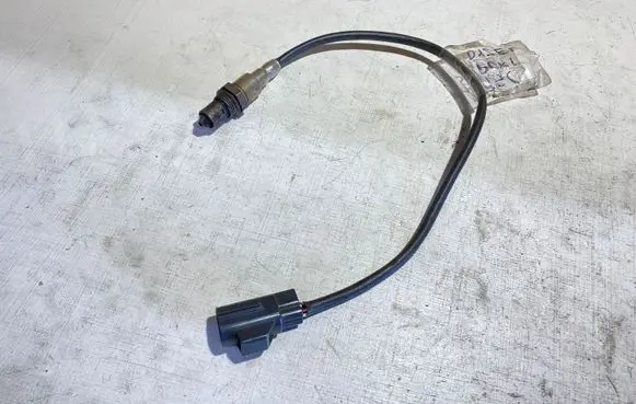 Land Rover Discovery Sport Lambda probe sensor GJ329D375AD 02810066