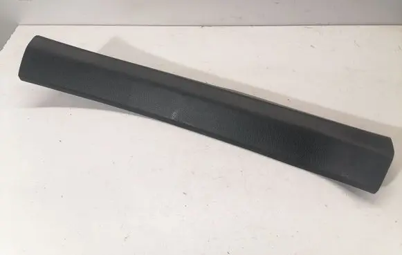 Lexus ES 250 - 300 - 330 Rear sill trim cover 6791733160