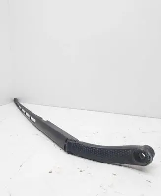 Front wiper blade arm