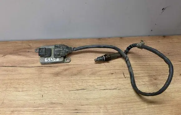 Mercedes-Benz C W205 Lambda probe sensor A0009053503