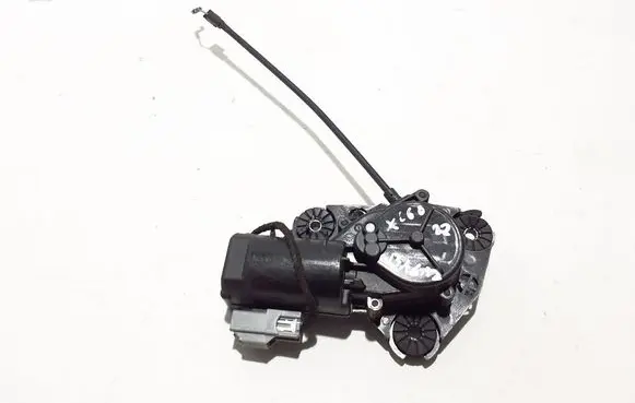 Loading door lock
