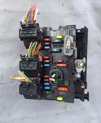 Citroen C3 Fuse module 9659741780
