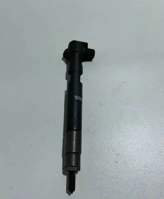 Mercedes-Benz GLC X253 C253 Fuel injector A6510700587