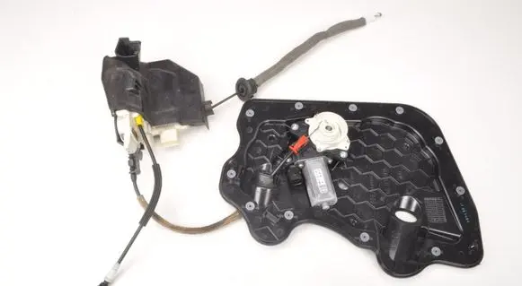 Audi A8 S8 D4 4H Front door lock 4F0837060