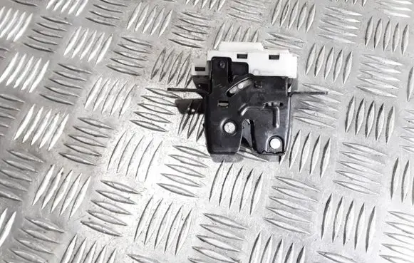 Renault Megane II Tailgate/trunk/boot lock/catch/latch 8200076240B