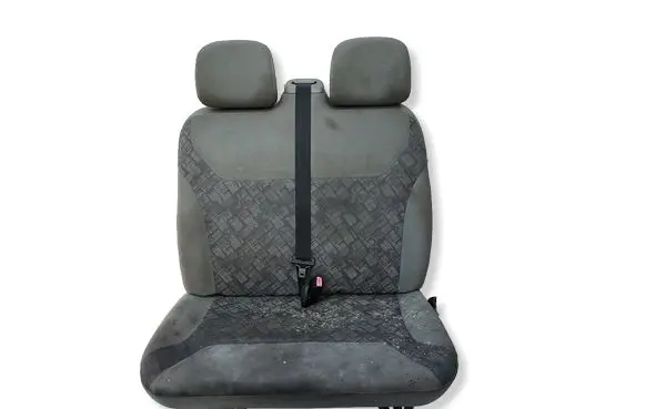 Opel Vivaro Front double seat 