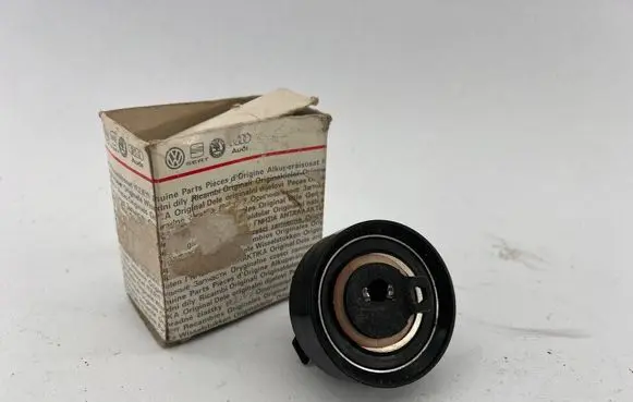 Volkswagen Caddy Timing belt tensioner 030109243K P1EZAS 20072005