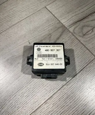 Audi A6 S6 C5 4B Light module LCM 4B0907357 5LA00784500
