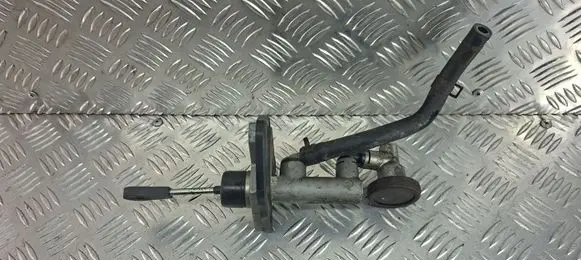KIA Sorento Clutch slave cylinder 