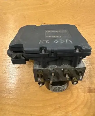Volvo V70 ABS Pump 10020403294 811712 8619465