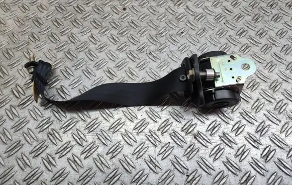 Nissan Juke I F15 Rear seatbelt 619870900D 060X090LH 00080414