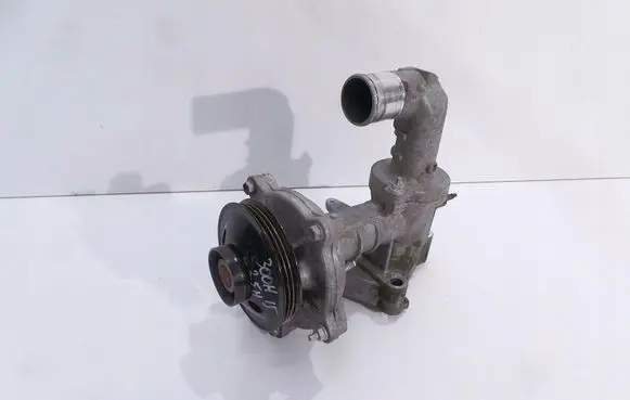 Lexus IS III XE30 Water pump