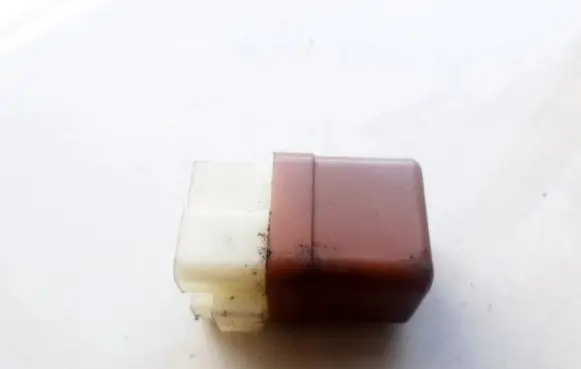 Nissan Primera Other relay 2523079964