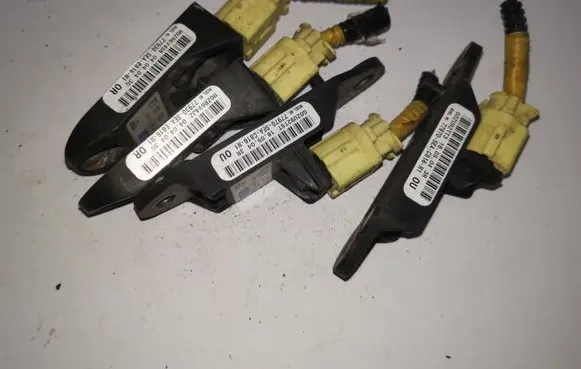 Honda Accord Airbag deployment crash/impact sensor 77970SEAC816M1 77930SEAE816M1