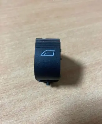 Ford Focus Electric window control switch 10071629 K8080