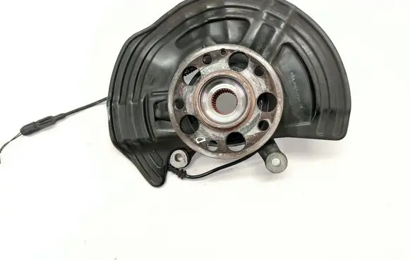 Front wheel hub