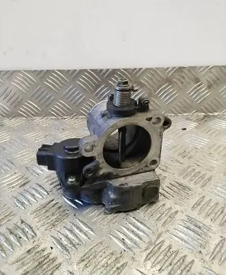 Toyota Avensis T250 Throttle valve 8967221020