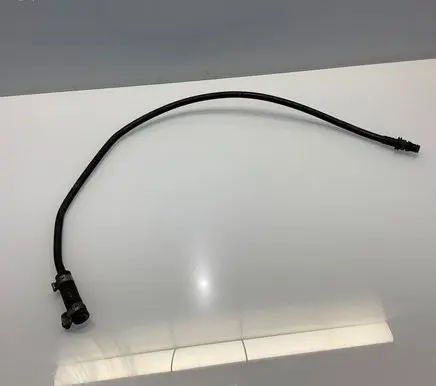 Mercedes-Benz E W211 Engine coolant pipe/hose A2115010325 2115010325