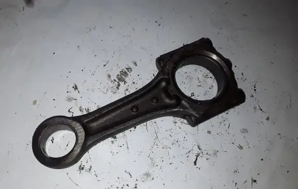 Opel Astra J Connecting rod/conrod NOCODE