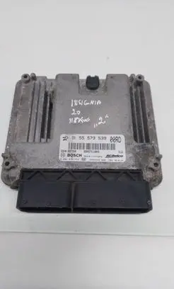 Opel Insignia A Engine control unit/module 55573560 1039S34068 0281015774