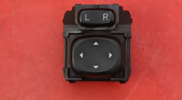 Toyota Avensis T270 Mirror heating switch 183647
