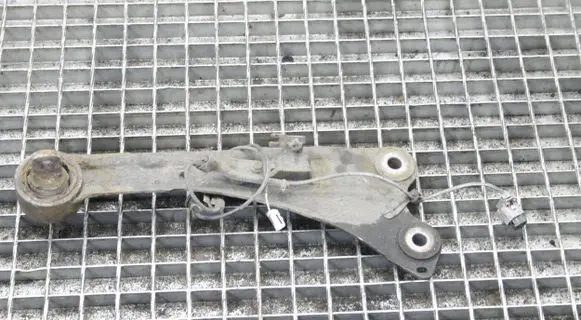 Toyota Auris E180 Rear upper control arm/wishbone