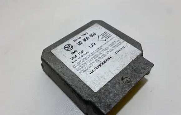 Volkswagen Golf IV Airbag control unit/module 1J0909609 5WK42800