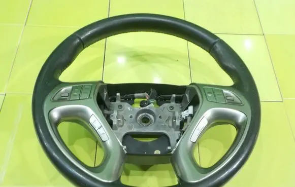 Hyundai ix35 Steering wheel 561132Y000 56113