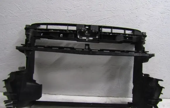 Volkswagen Golf VII Radiator support slam panel 5G0805594Q