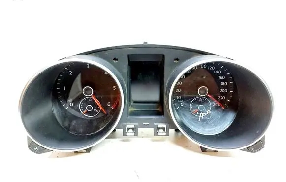 Volkswagen Golf VI Speedometer (instrument cluster) 5K0920860G