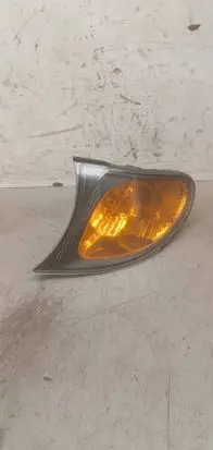 BMW 3 E46 Front indicator light 6910979 388701